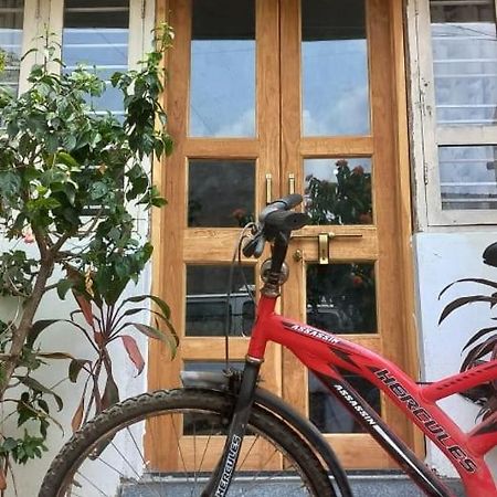 Swanky Sojourns Homestay Kolhapur Buitenkant foto
