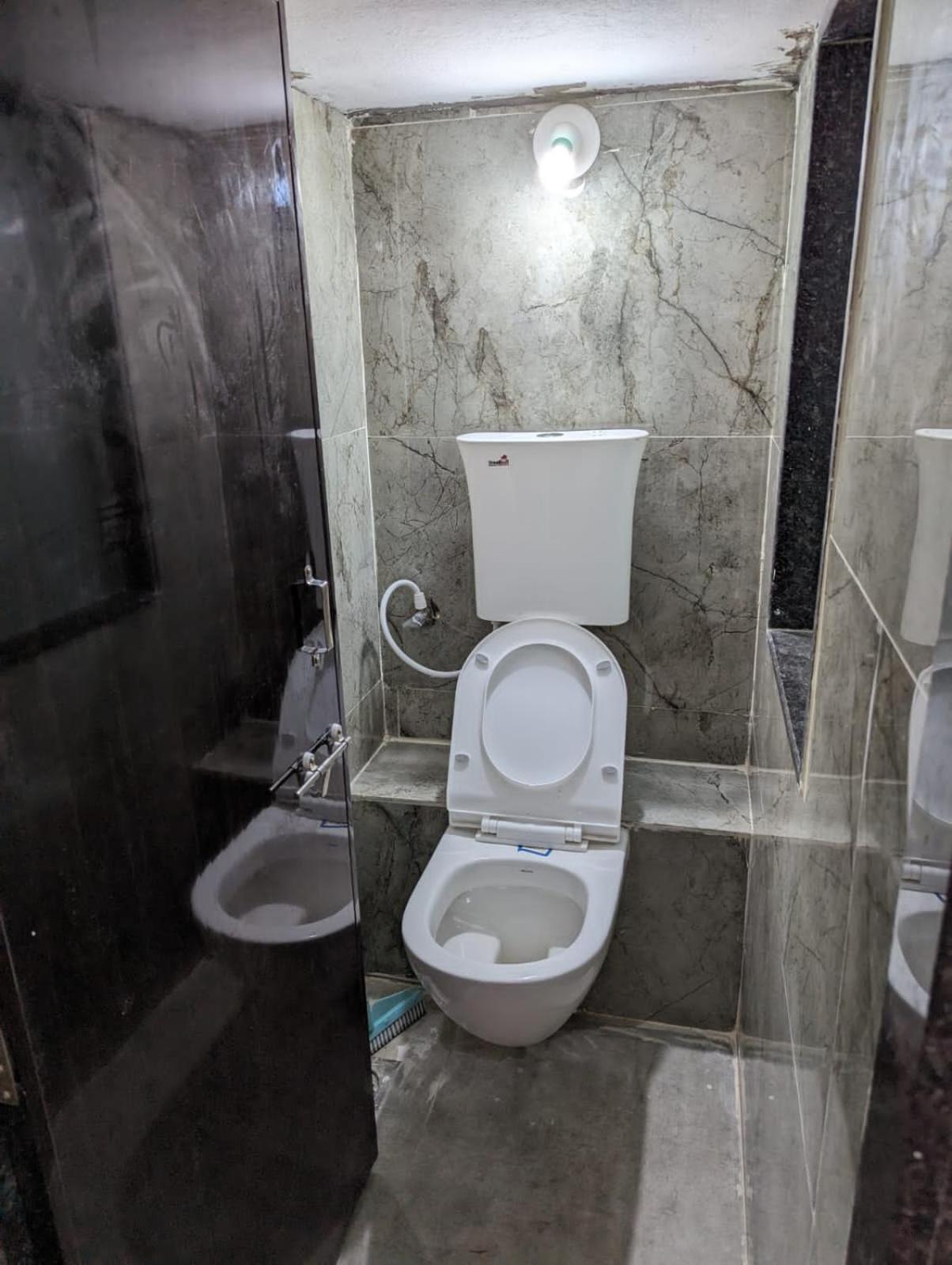 Swanky Sojourns Homestay Kolhapur Buitenkant foto